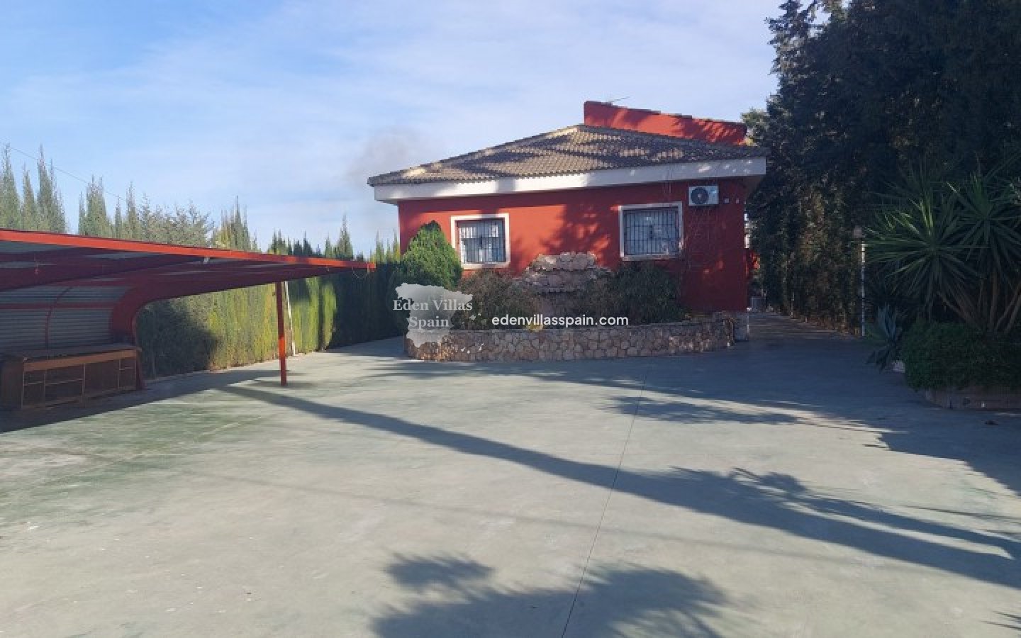 Immobilien Zweiter Hand - Landhaus - Dolores