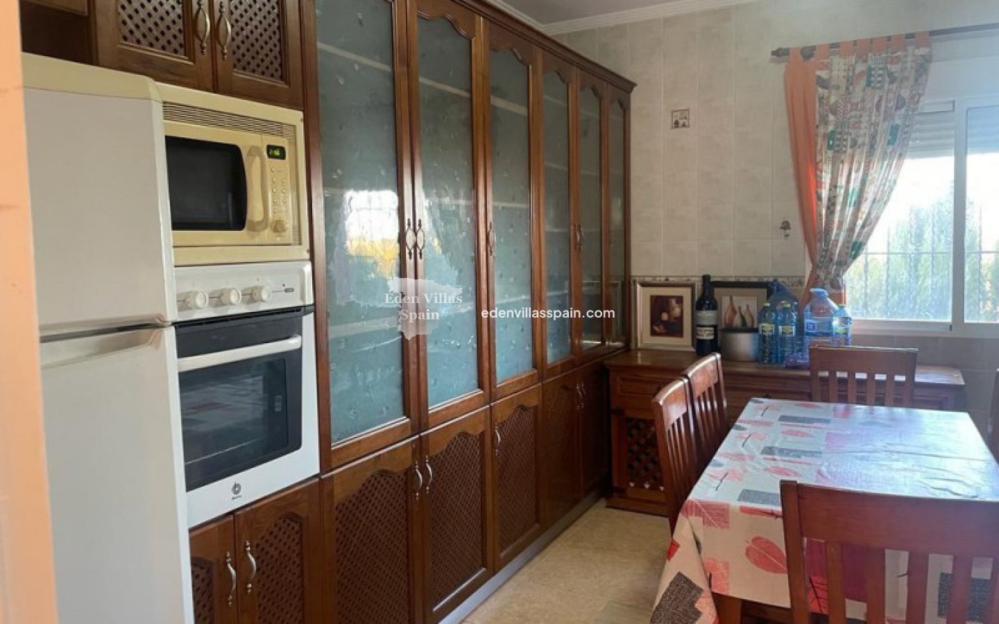 Immobilien Zweiter Hand - Landhaus - Dolores
