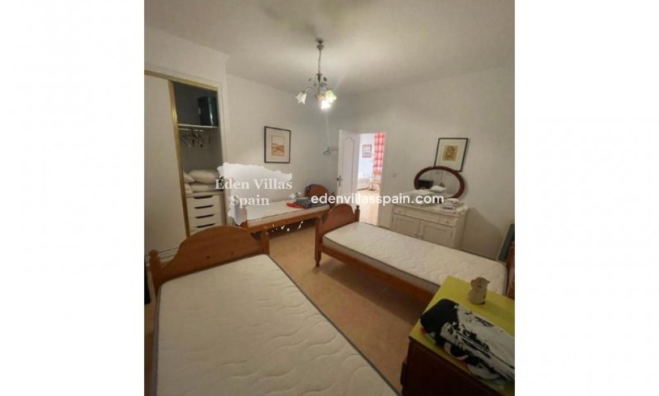 Immobilien Zweiter Hand - Landhaus - Dolores