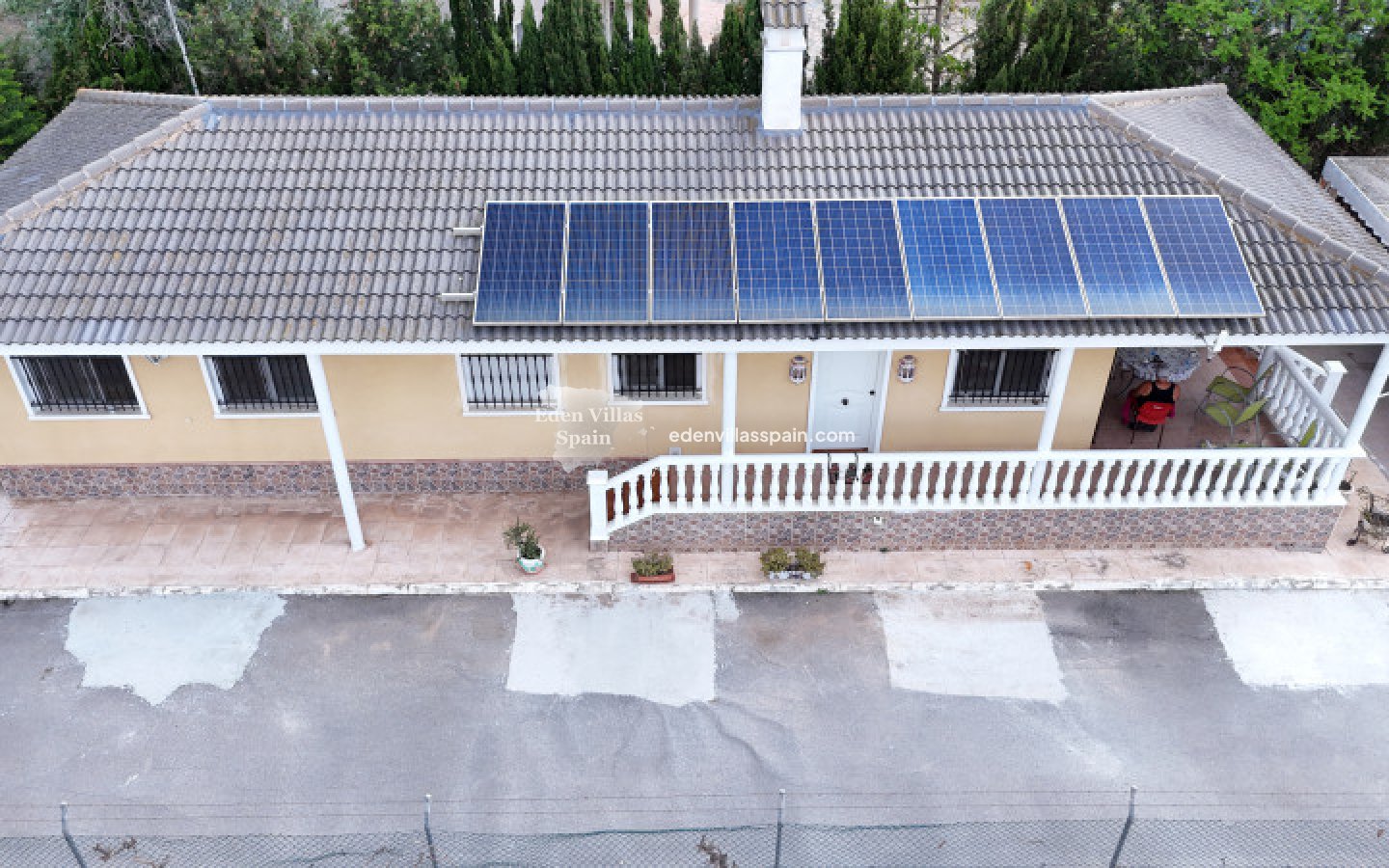 Immobilien Zweiter Hand - Landhaus - Dolores