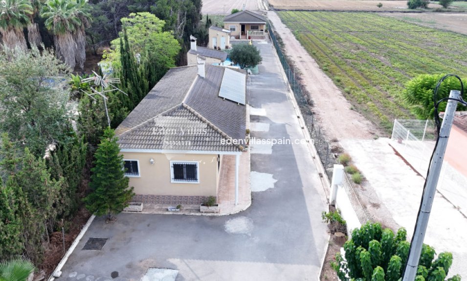 Immobilien Zweiter Hand - Landhaus - Dolores