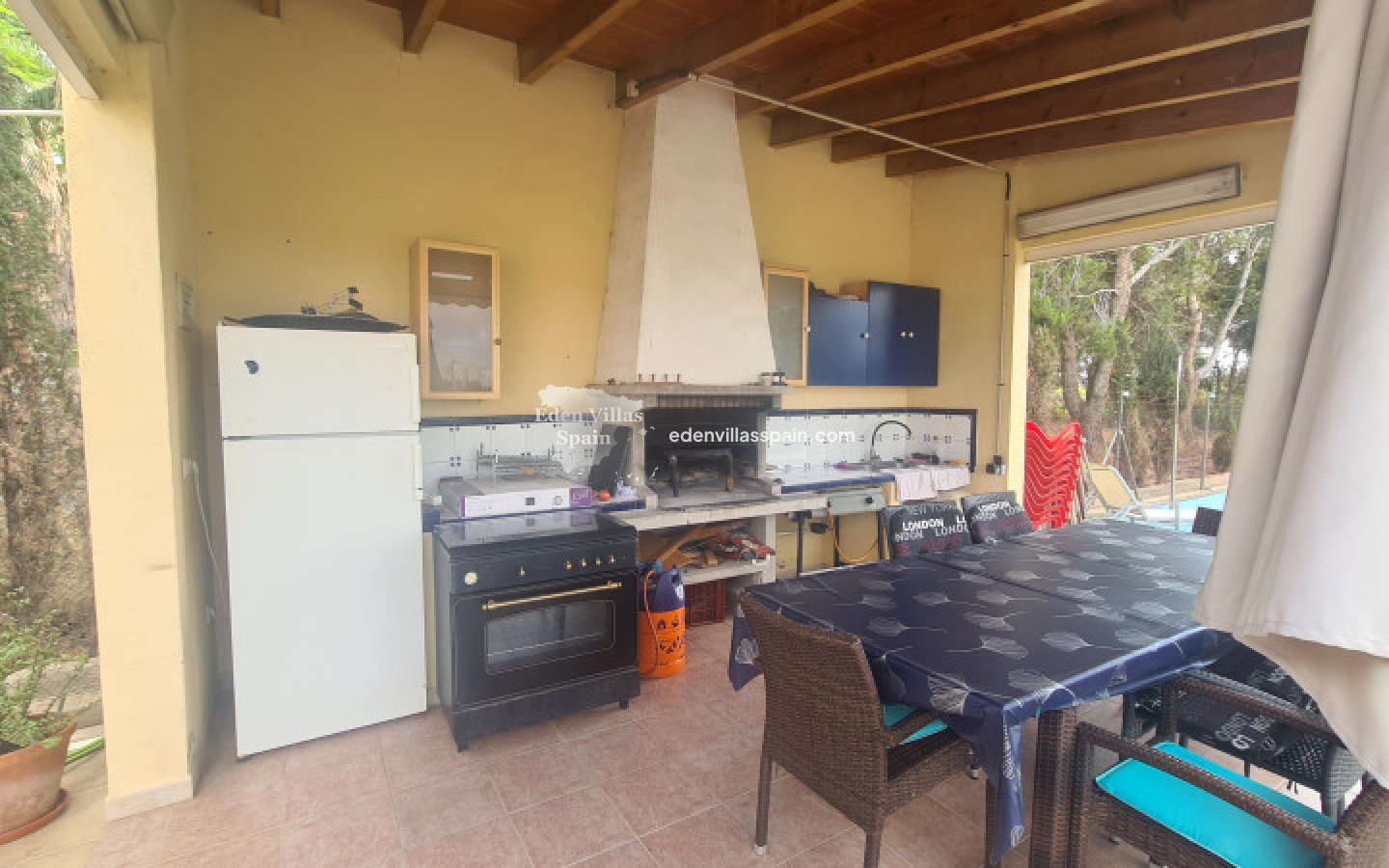 Immobilien Zweiter Hand - Landhaus - Dolores
