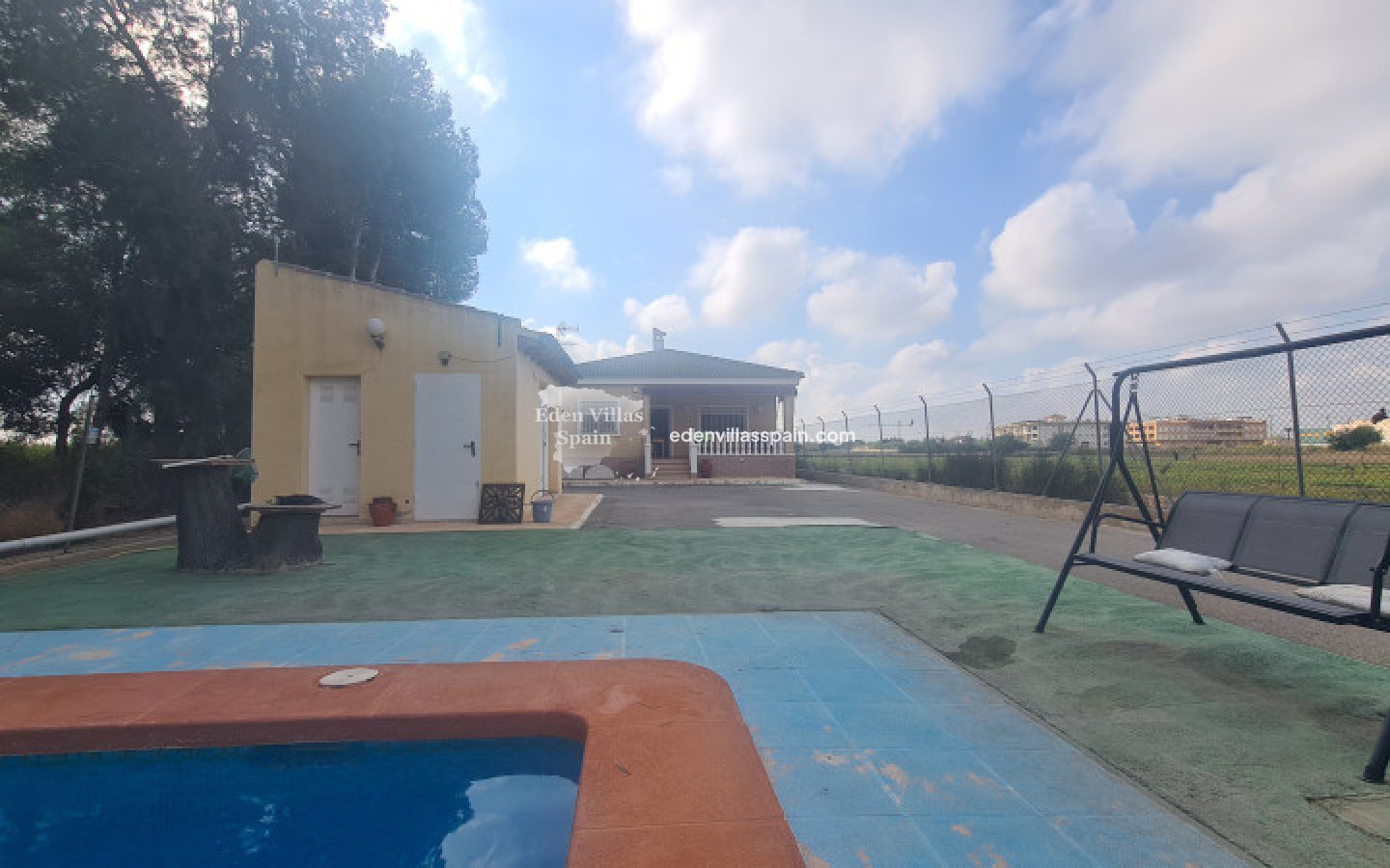 Immobilien Zweiter Hand - Landhaus - Dolores