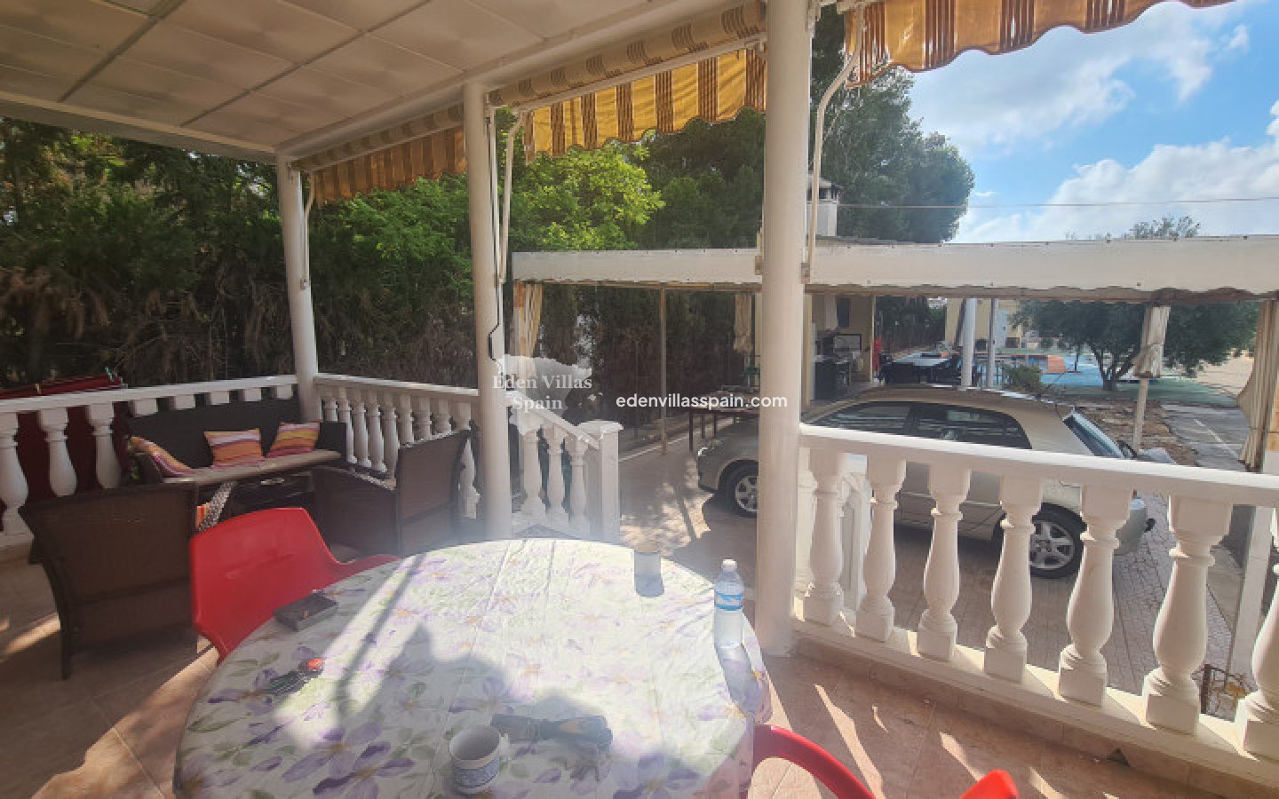 Immobilien Zweiter Hand - Landhaus - Dolores