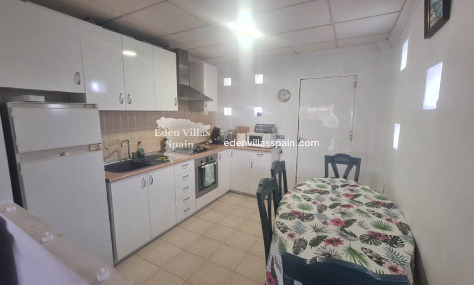 Immobilien Zweiter Hand - Landhaus - Dolores