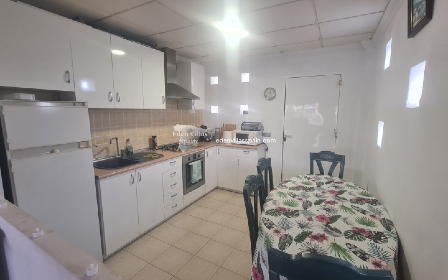 Immobilien Zweiter Hand - Landhaus - Dolores