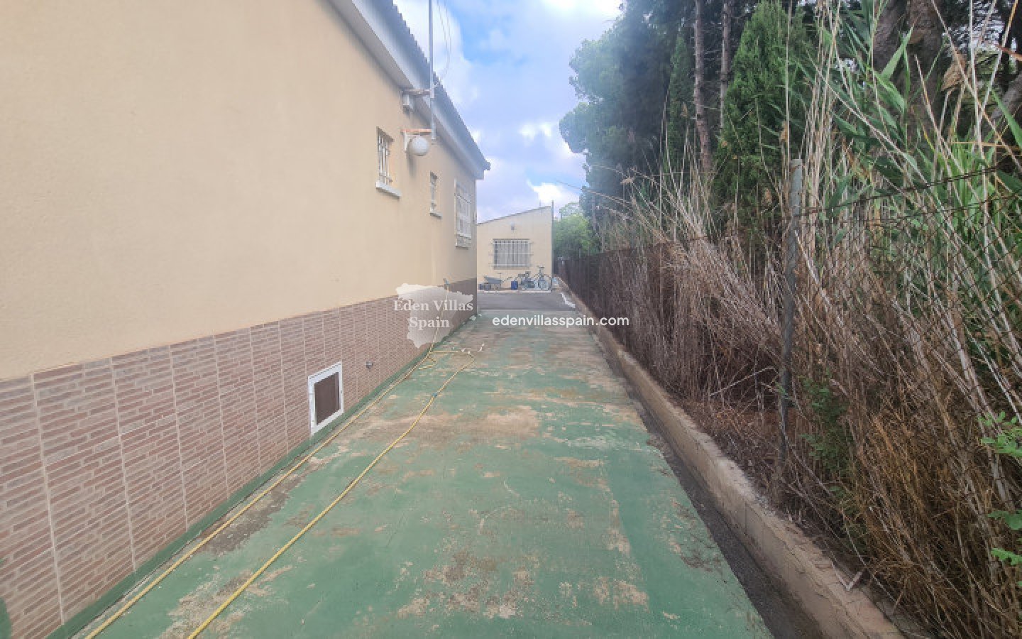 Immobilien Zweiter Hand - Landhaus - Dolores