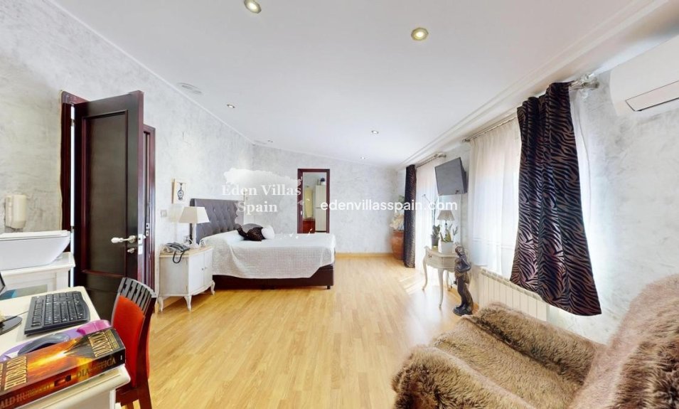 Immobilien Zweiter Hand - Landhaus - Elche