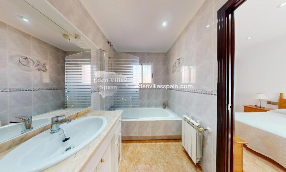 Immobilien Zweiter Hand - Landhaus - Elche