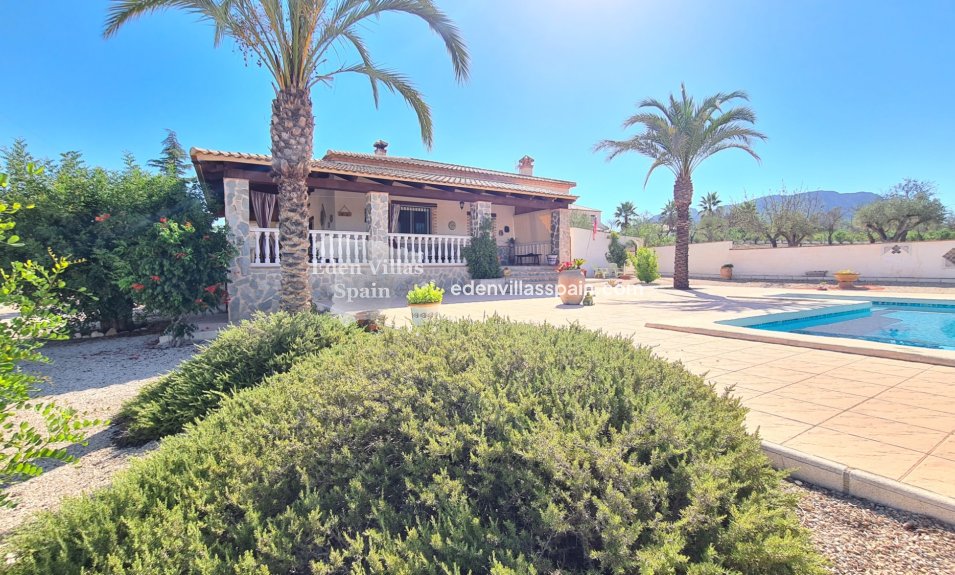 Immobilien Zweiter Hand - Landhaus - Salinas