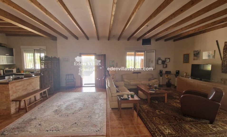 Immobilien Zweiter Hand - Landhaus - Salinas