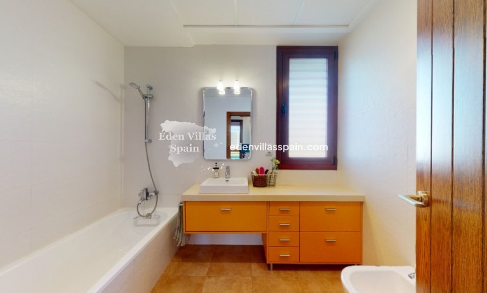 Immobilien Zweiter Hand - Landhaus - Santa Pola