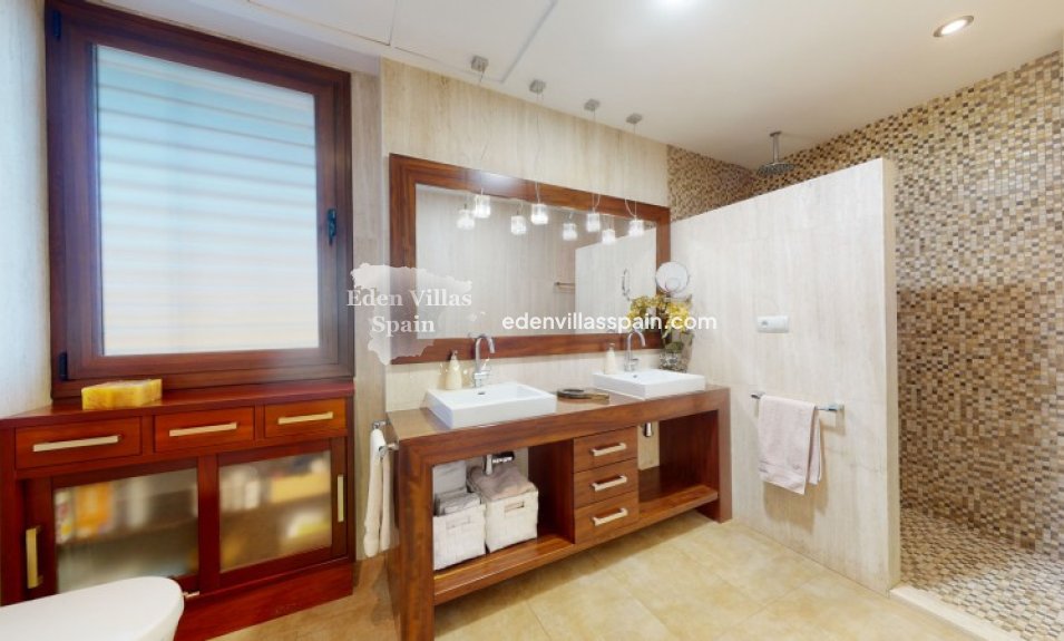 Immobilien Zweiter Hand - Landhaus - Santa Pola