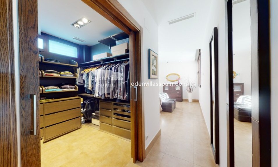 Immobilien Zweiter Hand - Landhaus - Santa Pola