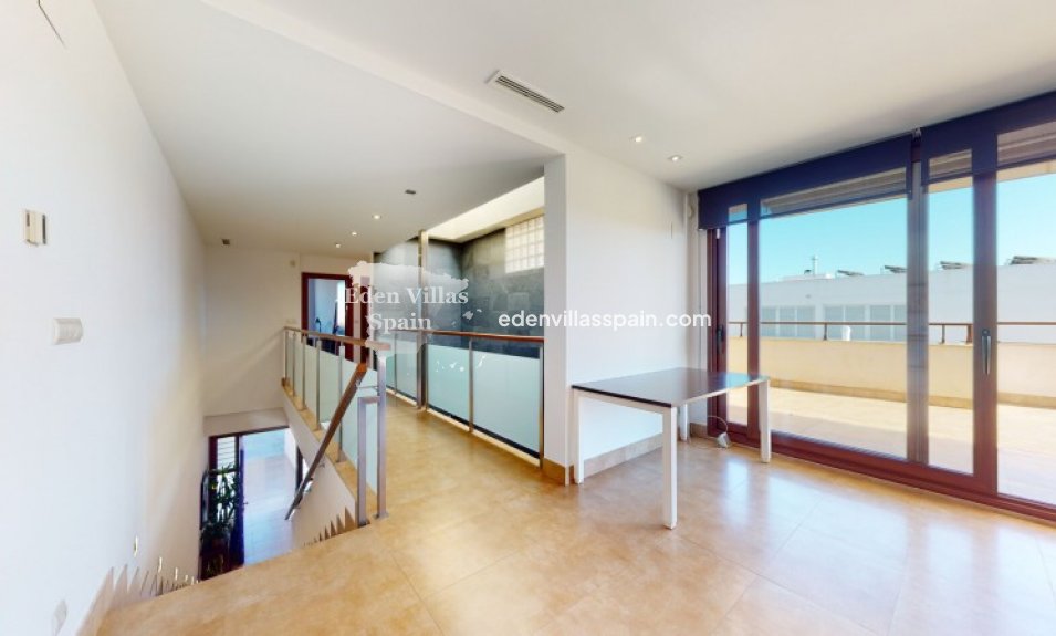 Immobilien Zweiter Hand - Landhaus - Santa Pola