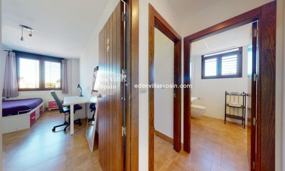 Immobilien Zweiter Hand - Landhaus - Santa Pola