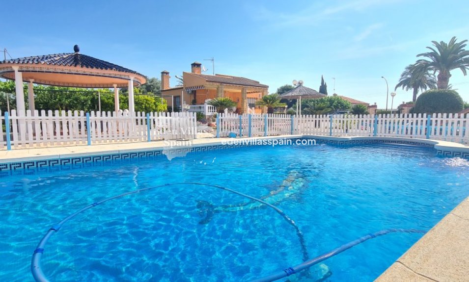 Immobilien Zweiter Hand - Landhaus - Santa Pola