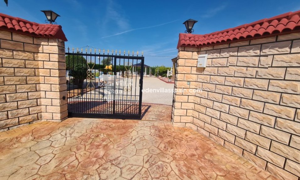 Immobilien Zweiter Hand - Landhaus - Santa Pola