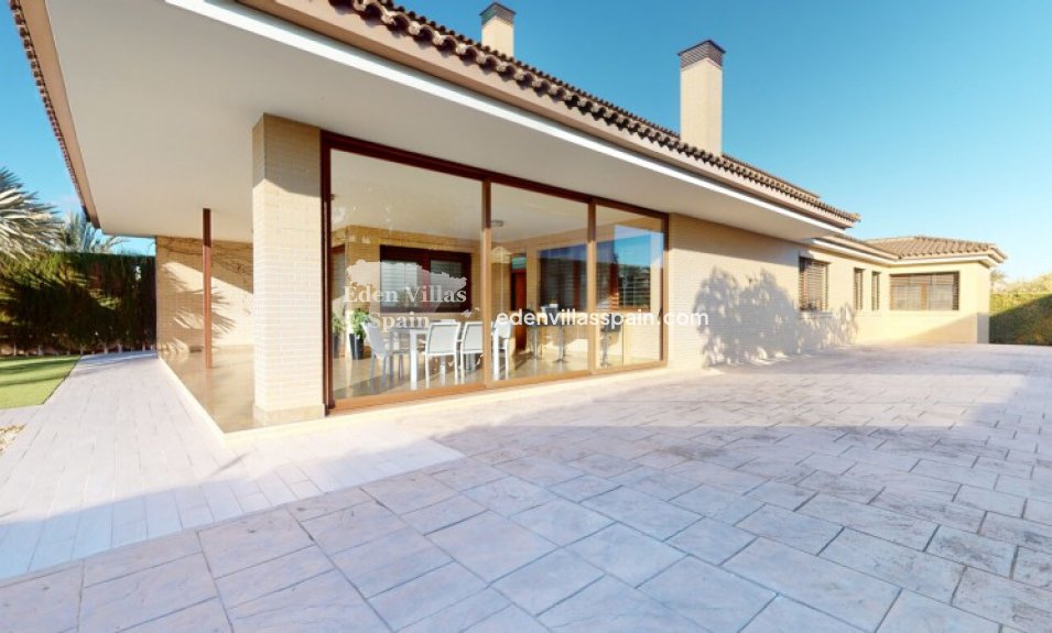 Immobilien Zweiter Hand - Landhaus - Santa Pola