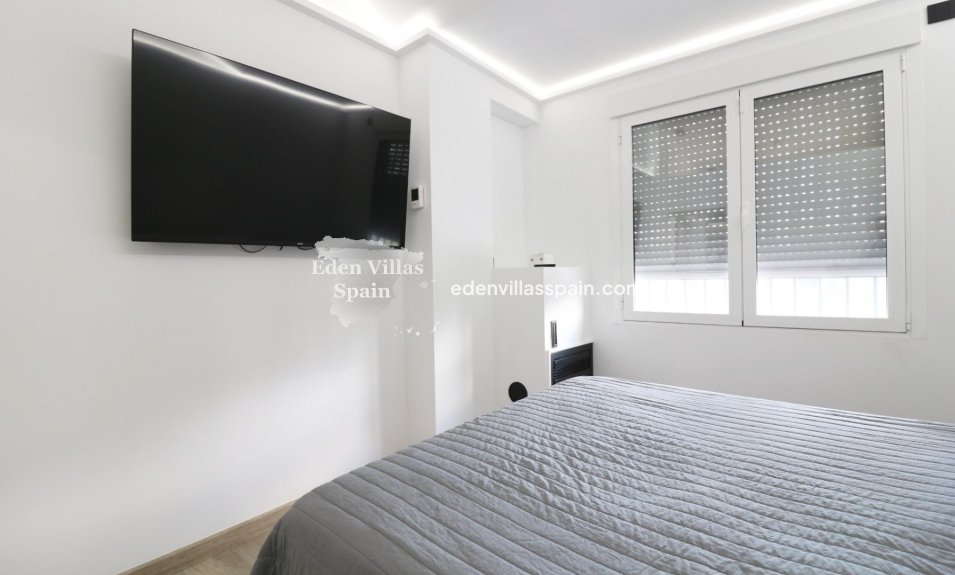 Immobilien Zweiter Hand - Landhaus - Santa Pola