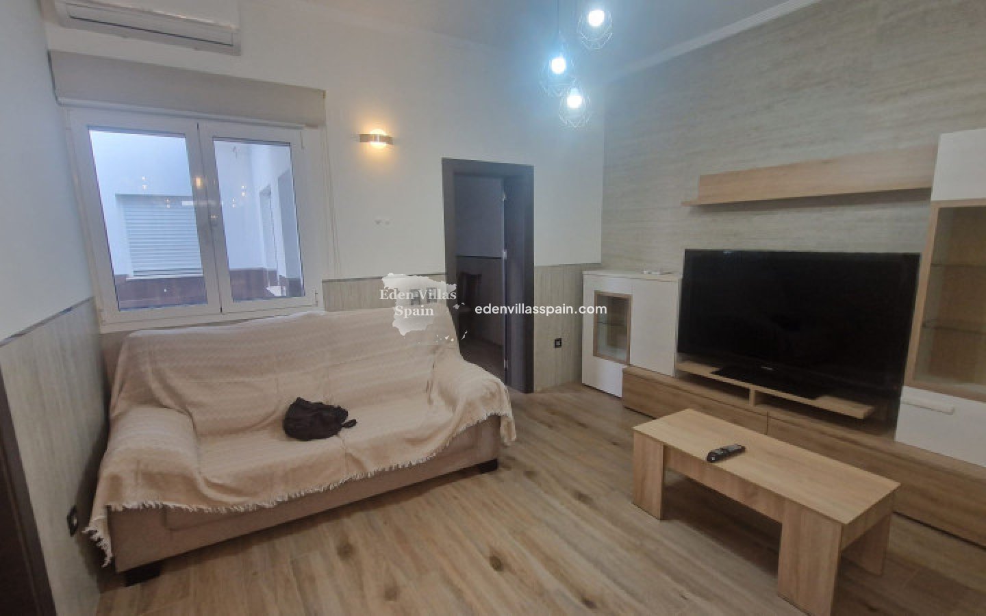 Immobilien Zweiter Hand - Stadthaus - Dolores