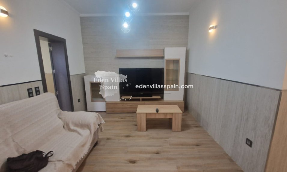 Immobilien Zweiter Hand - Stadthaus - Dolores