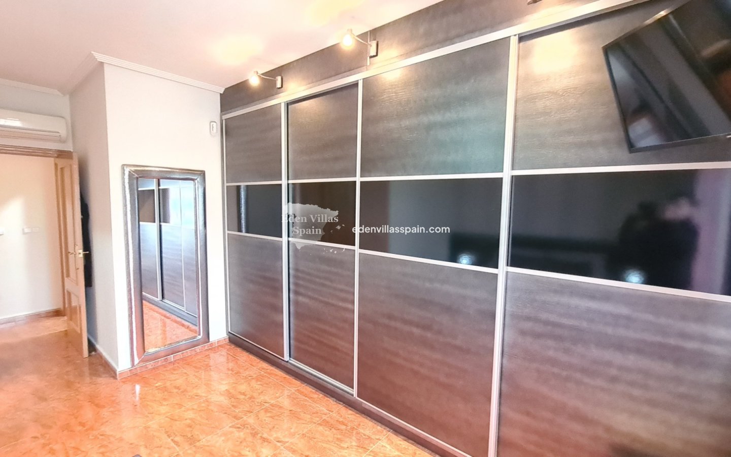 Immobilien Zweiter Hand - Stadthaus - Granja de Rocamora
