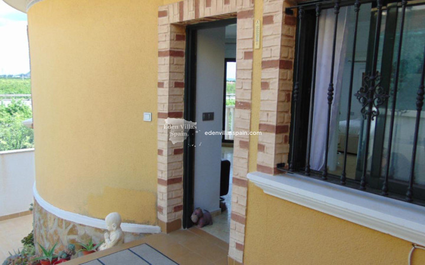 Immobilien Zweiter Hand - Urbanisierung freistehende Villa - Benferri