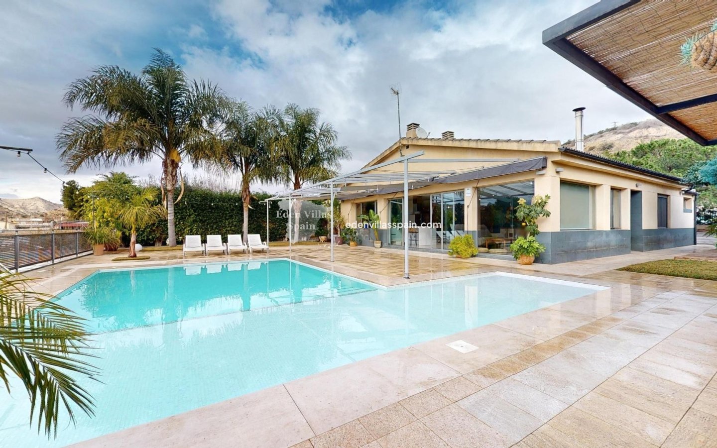 Immobilien Zweiter Hand - Urbanisierung freistehende Villa - Elche