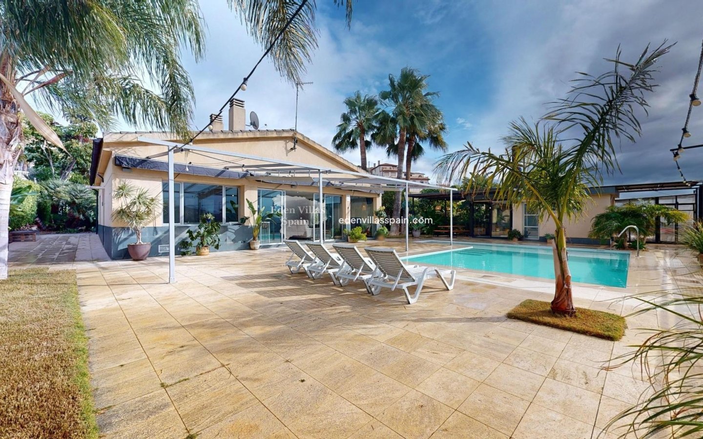 Immobilien Zweiter Hand - Urbanisierung freistehende Villa - Elche