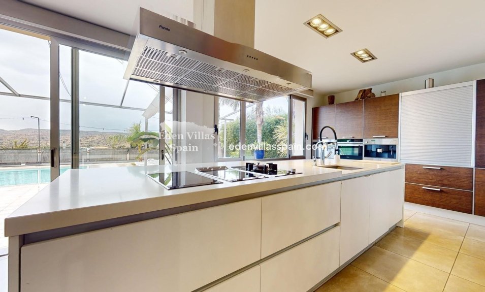 Immobilien Zweiter Hand - Urbanisierung freistehende Villa - Elche