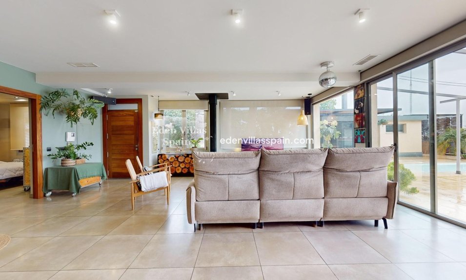 Immobilien Zweiter Hand - Urbanisierung freistehende Villa - Elche