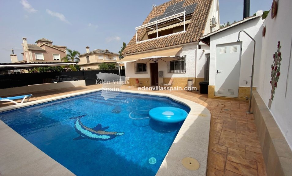 Immobilien Zweiter Hand - Urbanisierung freistehende Villa - Elche