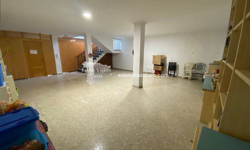 Immobilien Zweiter Hand - Urbanisierung freistehende Villa - Elche