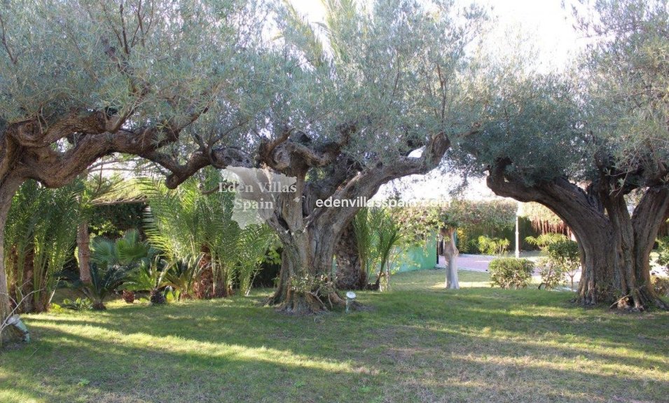Immobilien Zweiter Hand - Urbanisierung freistehende Villa - Santa Pola