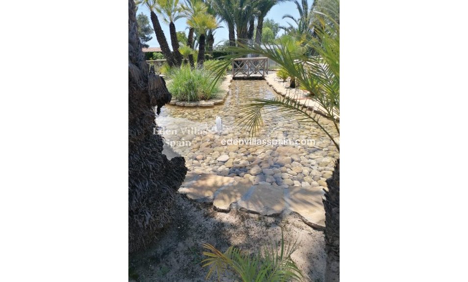 Immobilien Zweiter Hand - Urbanisierung freistehende Villa - Santa Pola