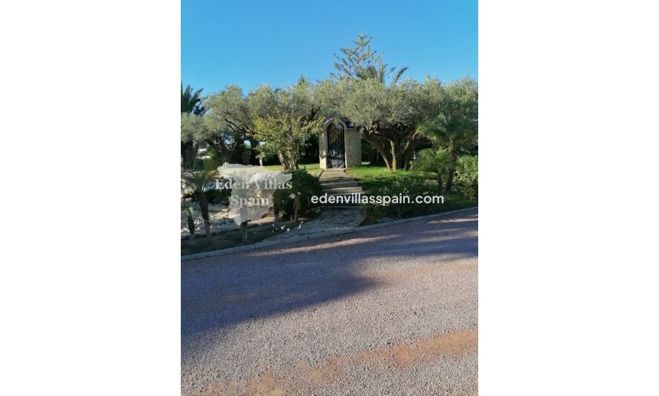 Immobilien Zweiter Hand - Urbanisierung freistehende Villa - Santa Pola