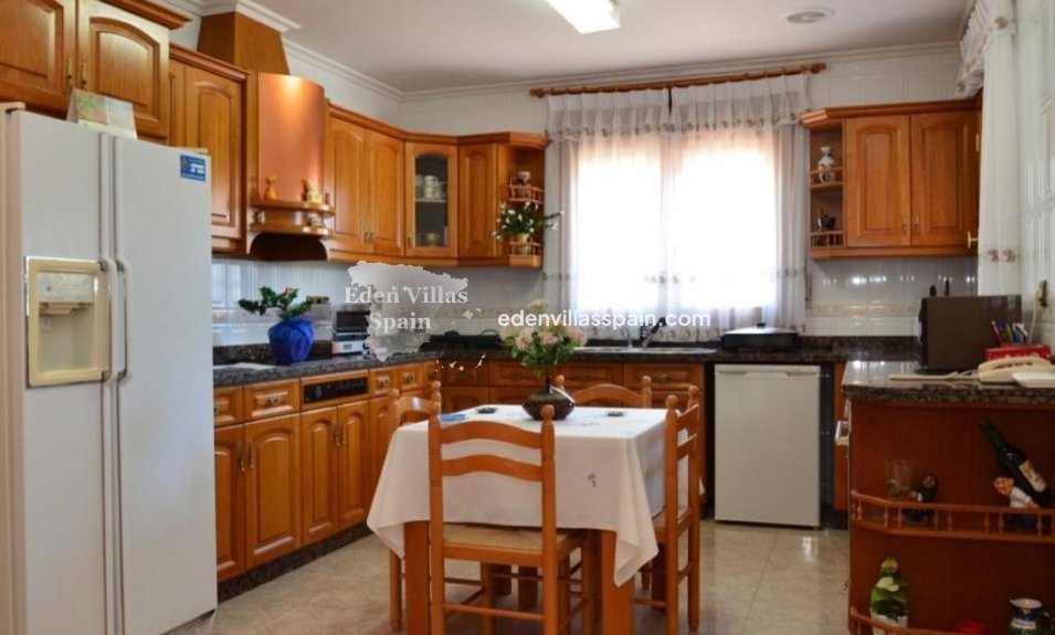 Immobilien Zweiter Hand - Urbanisierung freistehende Villa - Santa Pola