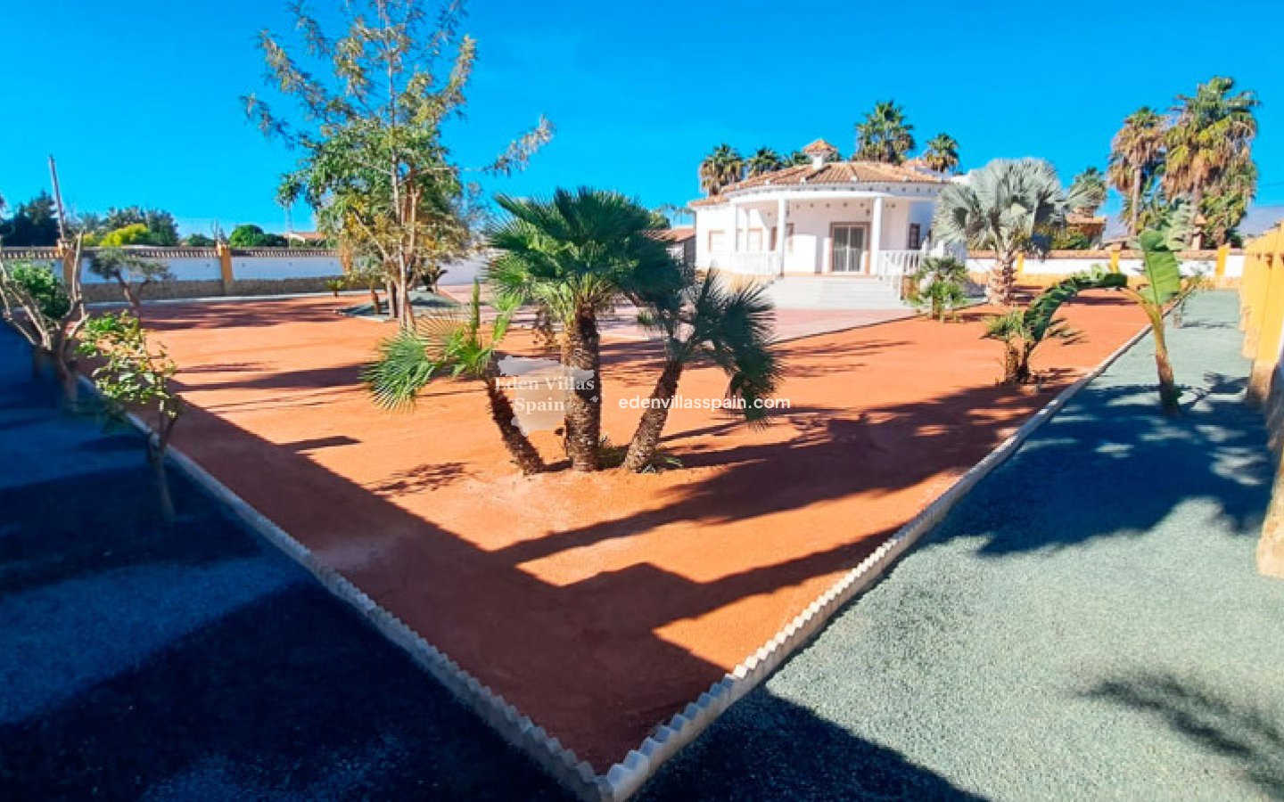 Immobilien Zweiter Hand - Villa an der Küste - Catral