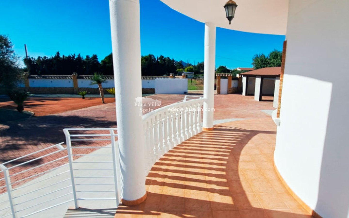 Immobilien Zweiter Hand - Villa an der Küste - Catral
