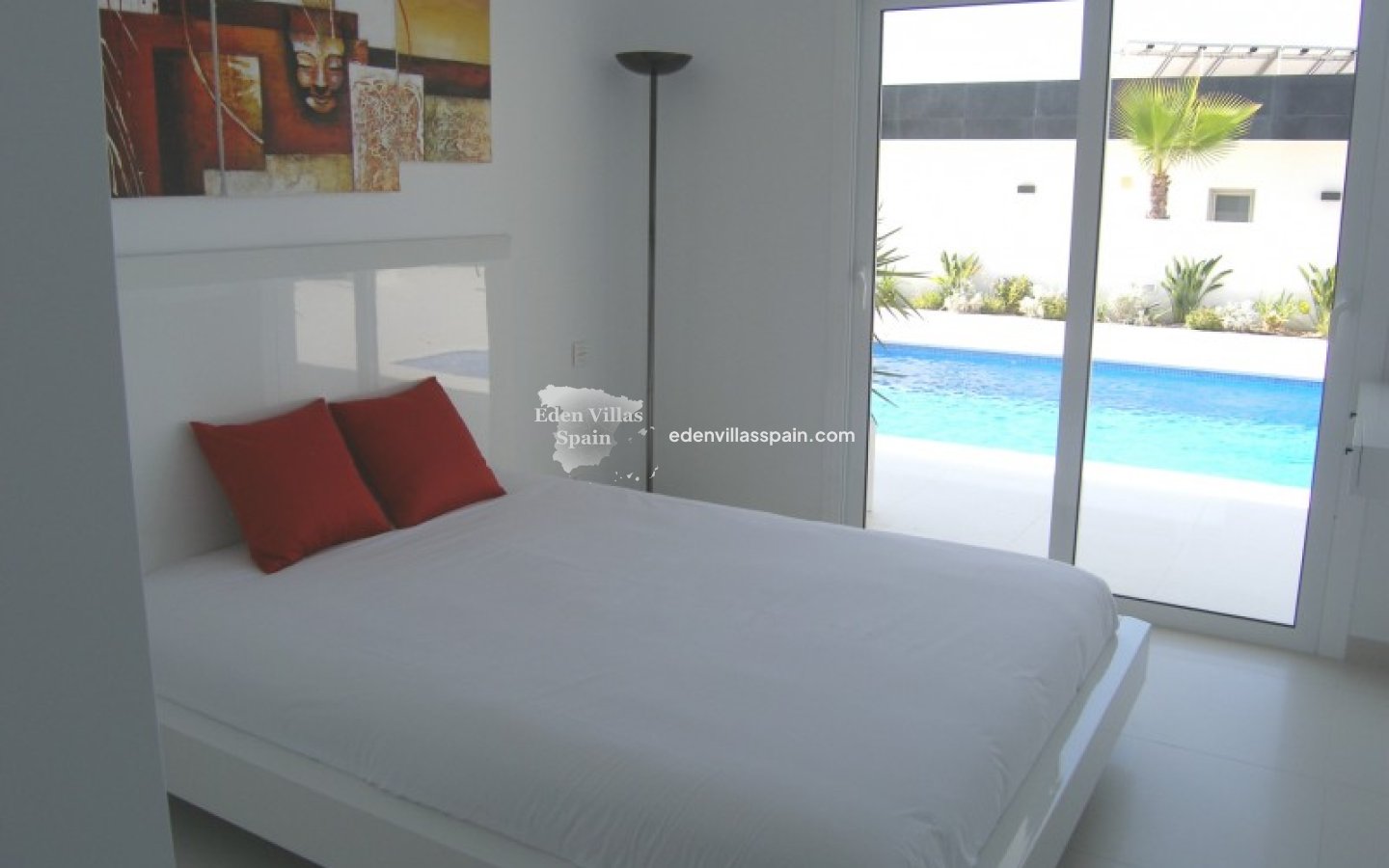 Immobilien Zweiter Hand - Villa an der Küste - La Marina