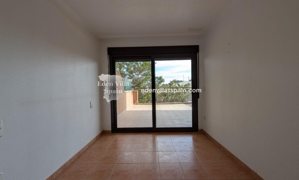 Immobilien Zweiter Hand - Wohnung an der Küste - Arenales del Sol