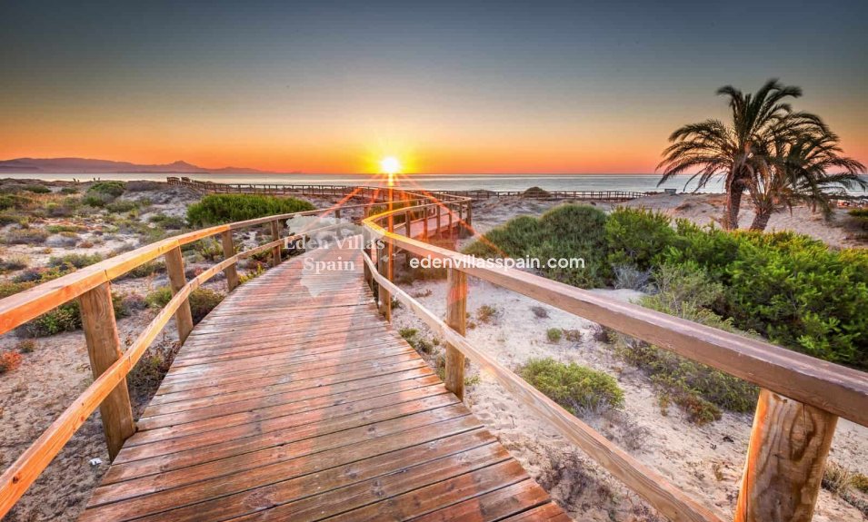 Immobilien Zweiter Hand - Wohnung an der Küste - Arenales del Sol
