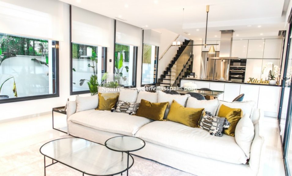 Neubau - Brandneue Villa - Finestrat