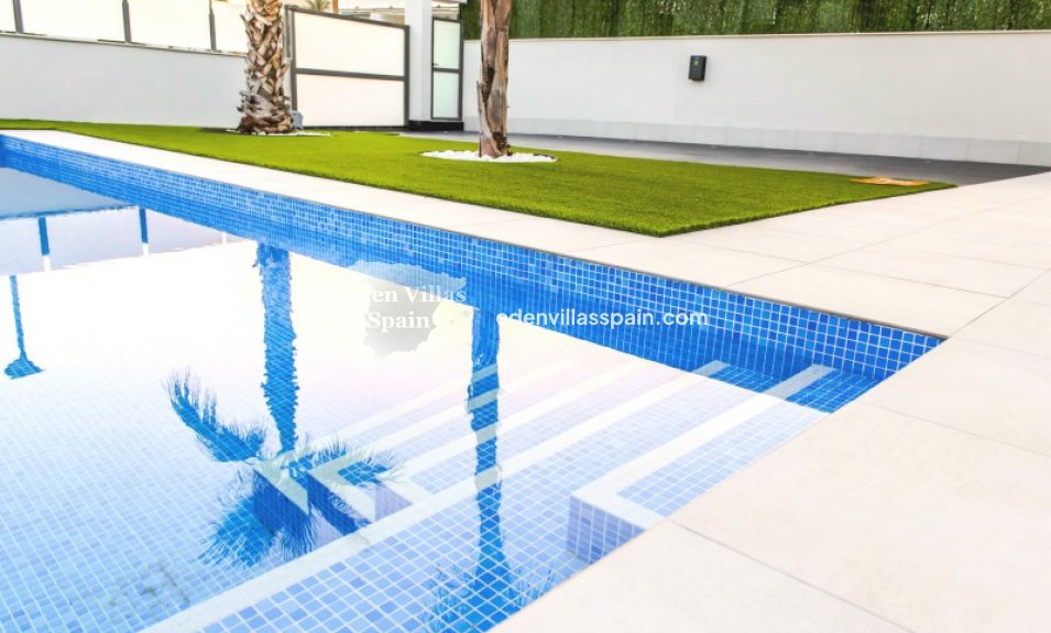 Neubau - Brandneue Villa - Finestrat