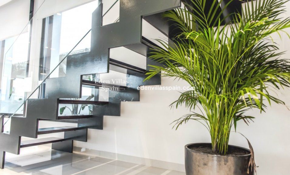 Neubau - Brandneue Villa - Finestrat