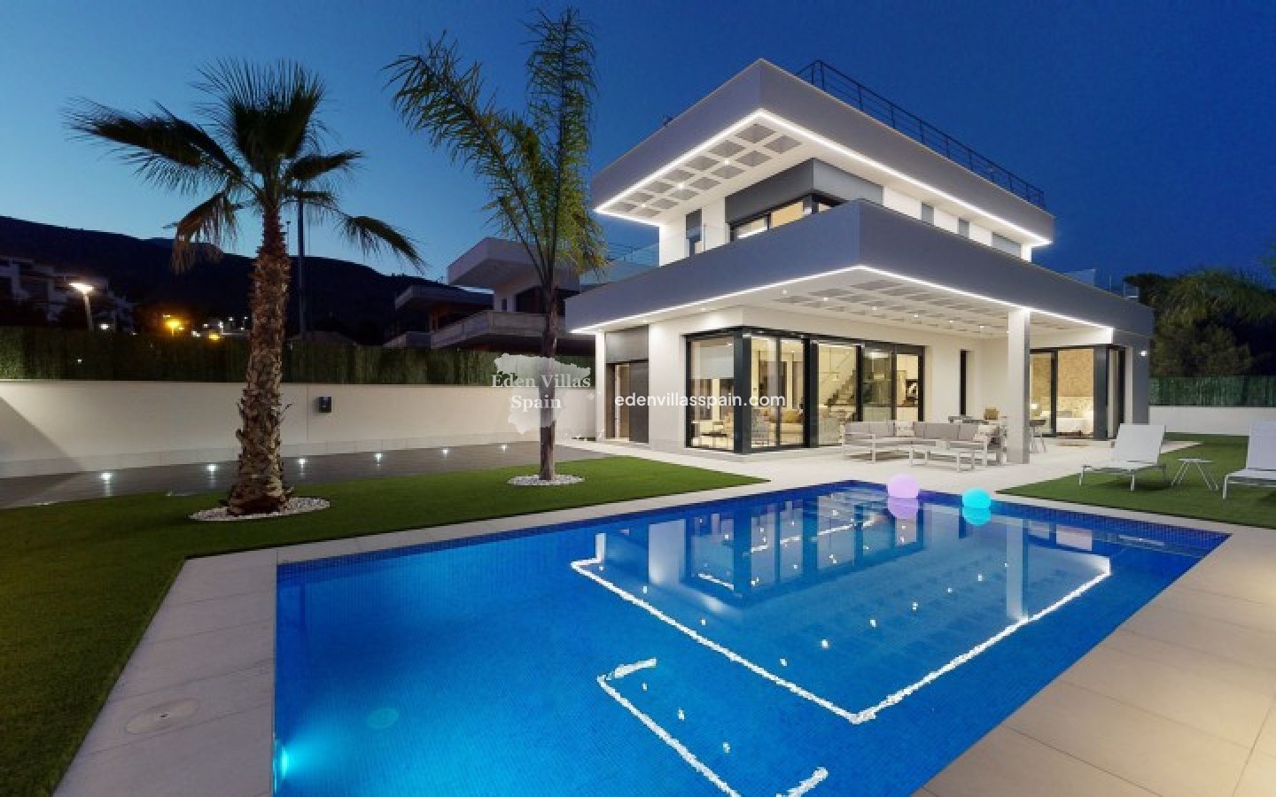 Neubau - Brandneue Villa - Finestrat