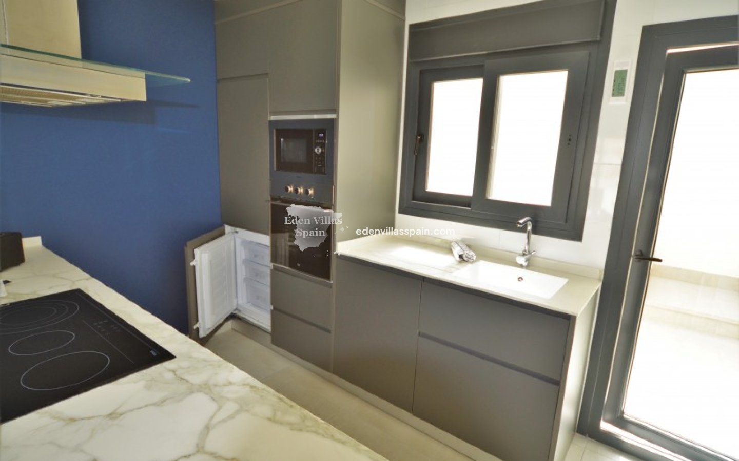 Neubau - Reiheneinfamilienhaus - Daya Nueva