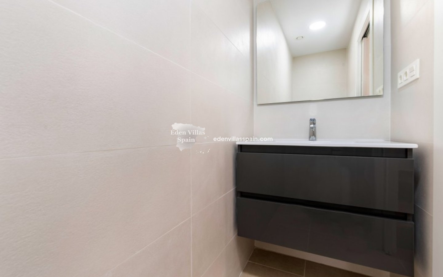 New Construction - Brand New Villa - Benijofar