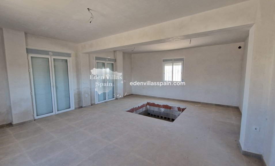 New Construction - Brand New Villa - Catral